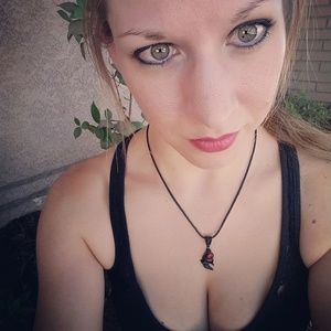 Meet your Posher, Katherine